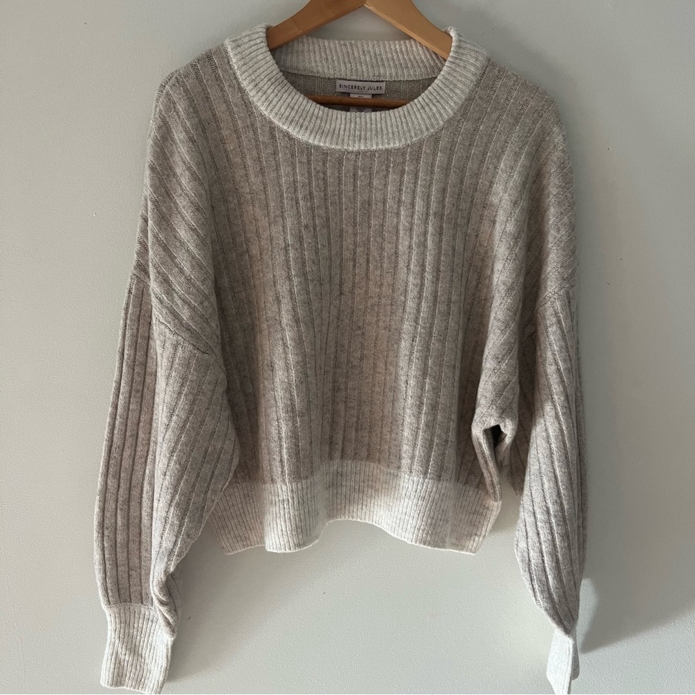Sincerely Jules Beige Soft Cozy Fall Winter Drop Shoulder Sweater Size Large